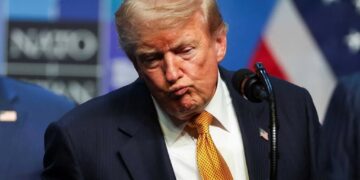 ‘If only Trump were sane and decent’: President outrages with response to soldiers’ deaths