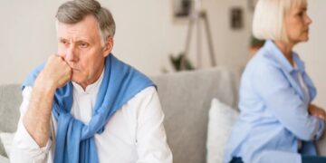 Dear Abby: My husband’s flirty personality and Facebook addiction have me questioning everything