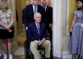 Republicans sweating as GOP lawmaker unleashes ultimatum for Mitch McConnell