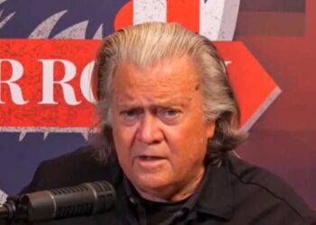 Bannon hints Trump will smear Dems as ‘jihadists and foreigners’ in bizarre TV address