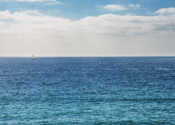 How a California Man Survived 30 Days Lost at Sea With a Broken Mast