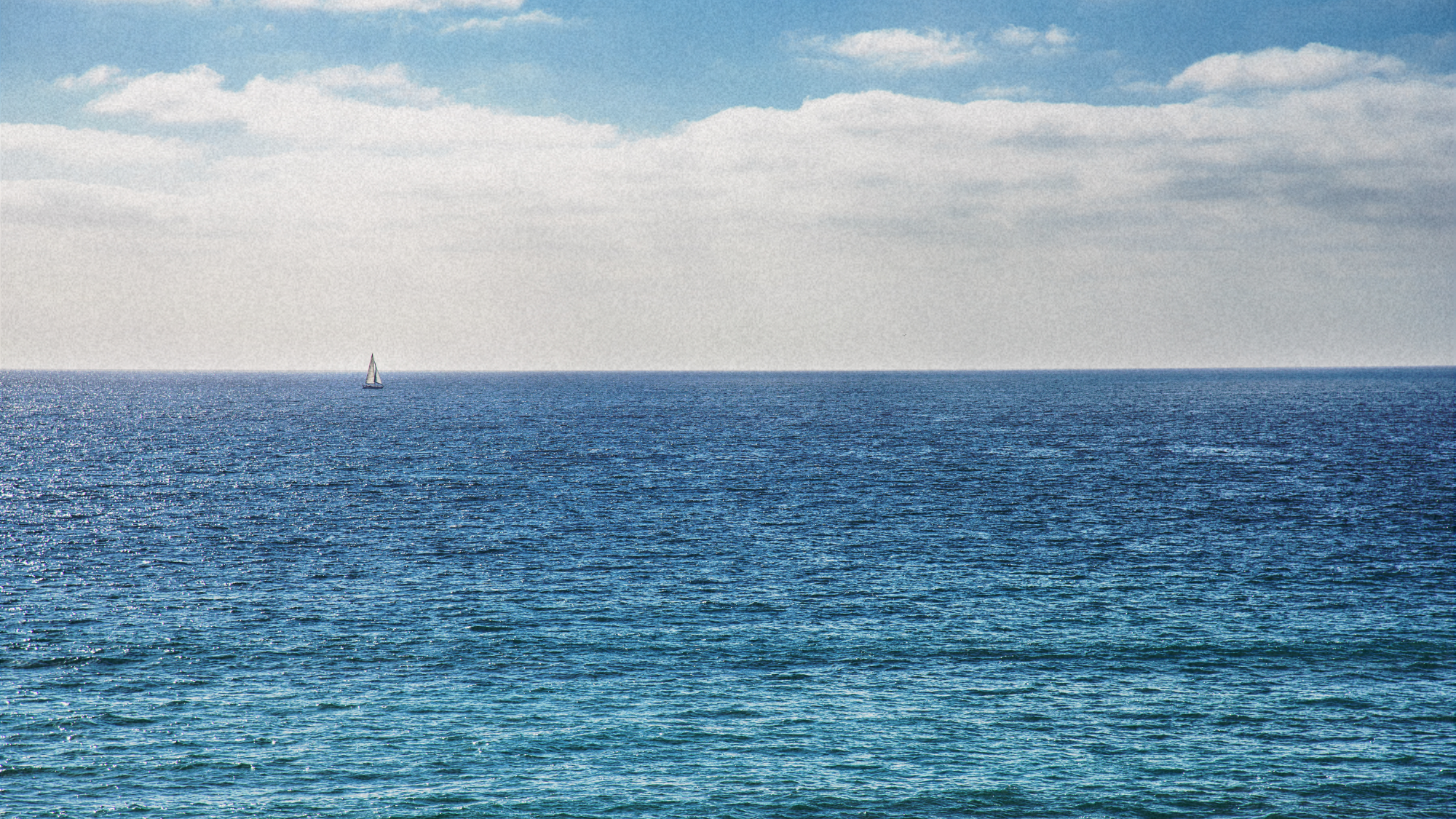 How a California Man Survived 30 Days Lost at Sea With a Broken Mast