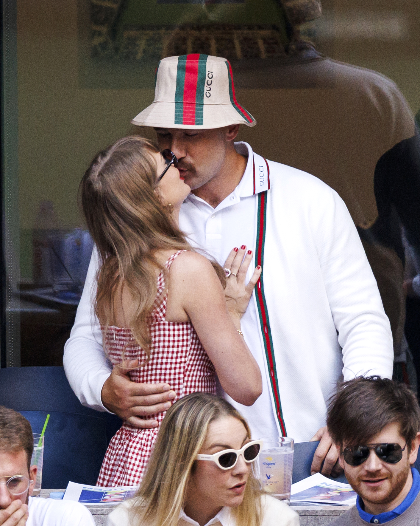 Taylor Swift and Travis Kelce 