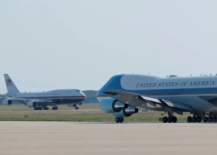 White House goes berserk at ‘fraud’ Pulitzer-winning reporter’s Air Force One swap story