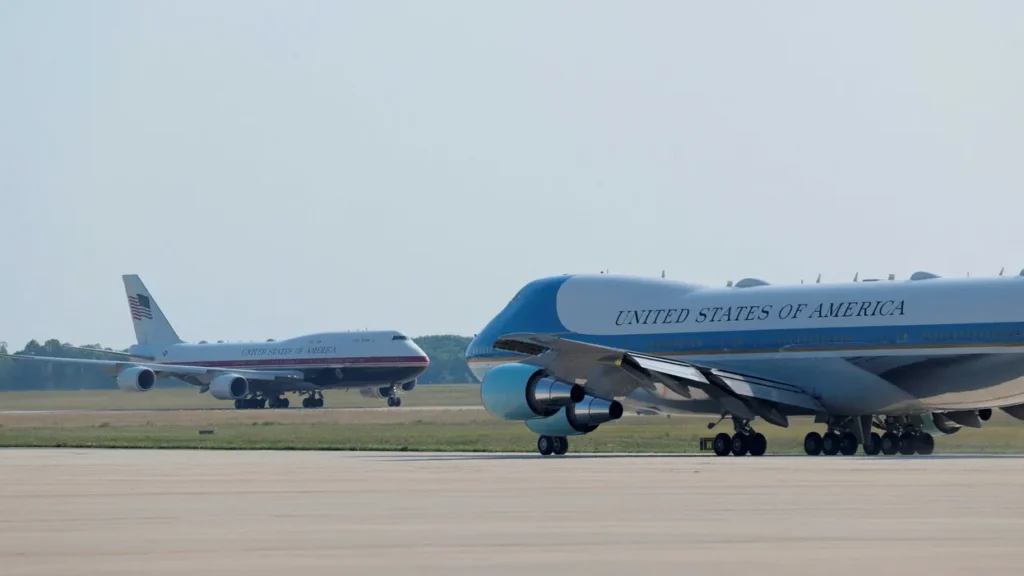 White House goes berserk at ‘fraud’ Pulitzer-winning reporter’s Air Force One swap story