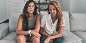 Psychologist Reveals the Real Reason So Many Adult Children Cut Off Their Parents