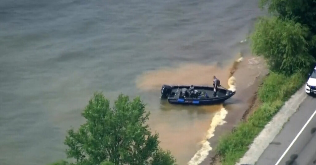 ‘I Saw the Wall of Water Coming’: How a Deadly Storm Surprised Wisconsin Boaters