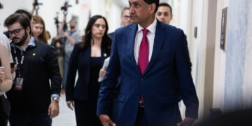 Khanna and Gallego withdraw Platner endorsements