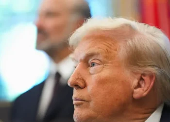 Newly discovered invoice catches Trump aide in huge Epstein lie — report