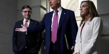MAGA voters will soon ‘quit watching Fox’ as gas soars and GOP excuses Trump: Republican