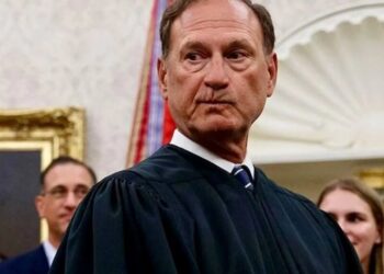 A ‘mischievous’ Alito move could result in a November ‘heist’: analysis