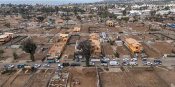6 arrested for bidding on construction work in Palisades fire zone without a license, prosecutors say