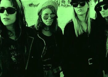Jennifer Finch of L7 diagnosed with brain cancer, will miss band’s farewell tour