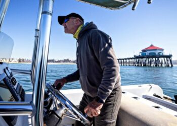 As great whites and humans share the waters, shark lab runs out of funding