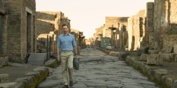 ‘Pompeii: Out of Time With Tom Hiddleston’ brings a dead city back to life