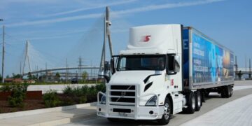 U.S.-Canada bridge opens in Detroit even as trade disputes test the neighbors’ ties