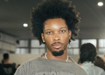 Slain teen threatened to destroy singer D4vd’s career before she was killed, messages show
