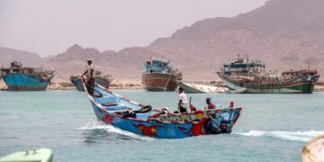 U.S. and Iran pause attacks for a second straight day