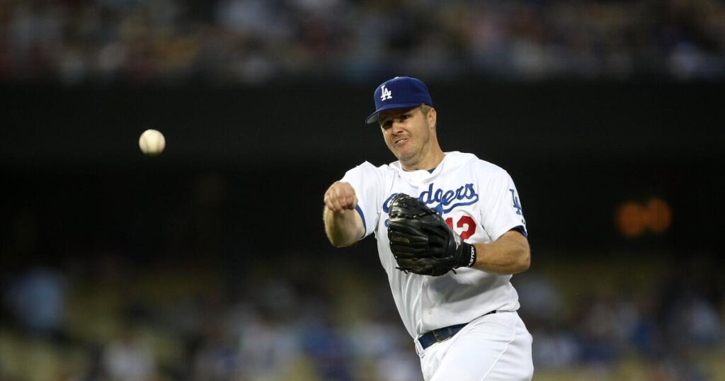 Bellflower native Jeff Kent credits his parents for helping fuel his Hall of Fame career