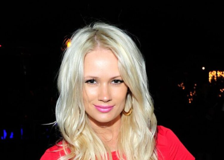 Lauren Bennett, ‘Party Rock Anthem’ and G.R.L. singer, dies at 37