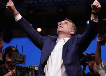 Brazil’s Flávio Bolsonaro secures presidential bid despite headwinds