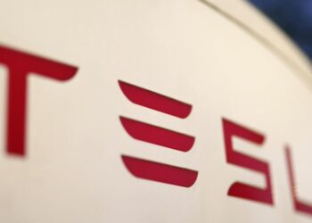 First recorded Tesla Semi crash kills two people in Nevada