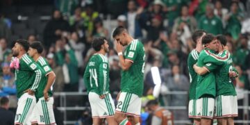‘We lost with a lot of honor.’ Mexico falls to England and is ousted from World Cup