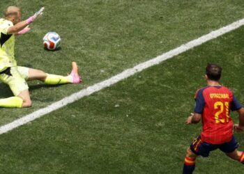 Spain routs Austria while still working to reach World Cup champion form