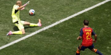 Spain routs Austria while still working to reach World Cup champion form