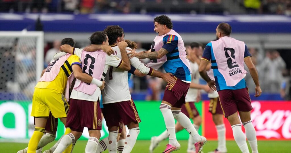 Spain delivers surprise rout of France, clinches berth into World Cup final