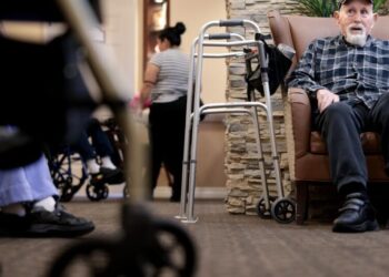Nearly 100 dementia patients are being evicted from their Redondo Beach home. Why it’s sparking outrage