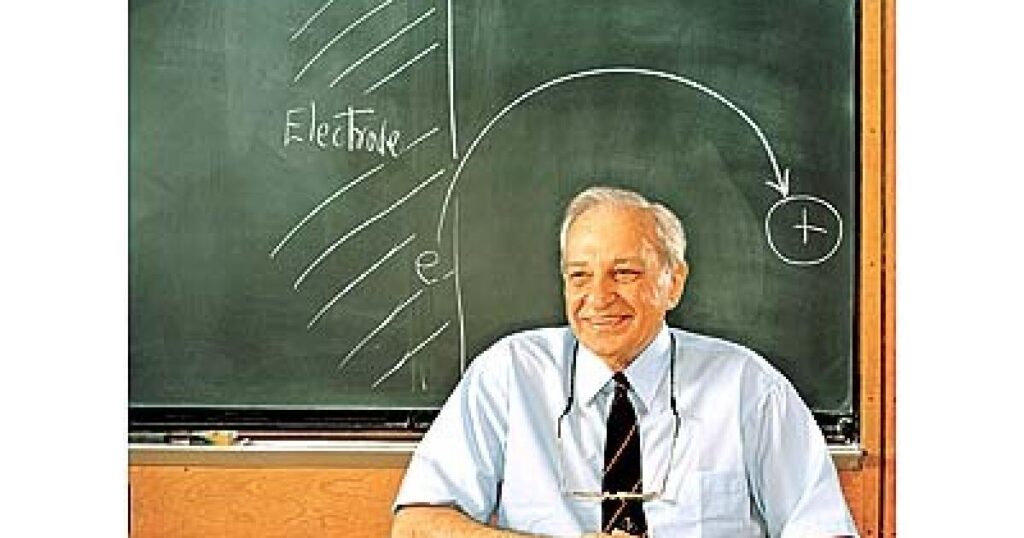 Rudolph Marcus, Caltech chemist who won Nobel Prize, dies at 102