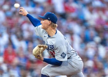 Emmet Sheehan’s struggles overshadow Mookie Betts’ two homers in Dodgers’ loss