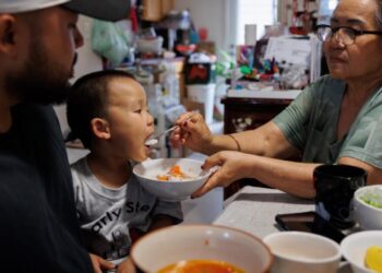 Grocery sticker shock forces Americans to rewrite their shopping routines