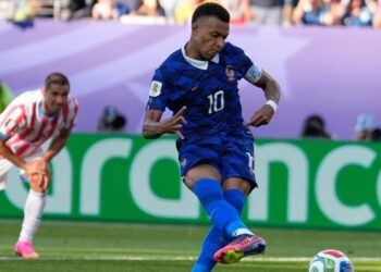 Paraguayan senator demands apology from Kylian Mbappé for his response to her racist posts