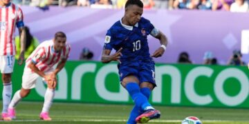 Paraguayan senator demands apology from Kylian Mbappé for his response to her racist posts