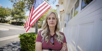 California HOA threatens fines for flying the U.S. flag. Some residents are fighting back
