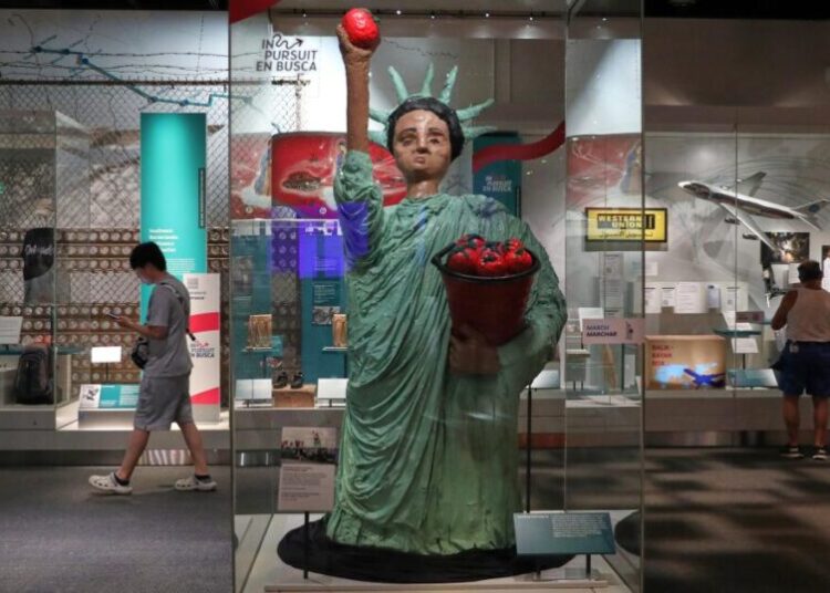 Trump orders new signs outside Smithsonian claiming some exhibits are inaccurate