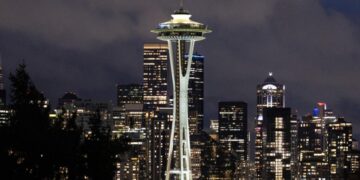 Multiple people shot after gunfire breaks out near Seattle’s Space Needle