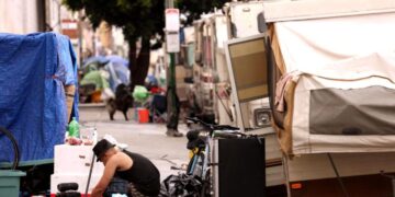On Skid Row, it’s been decades of frustration. Will the next mayor have a plan?