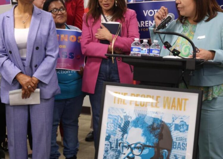 Noncitizen voting was gaining steam in L.A. Then fears of Trump backlash scuttled the plan