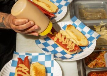 The legacy of regional hot dogs lives on at this L.A. pizza shop