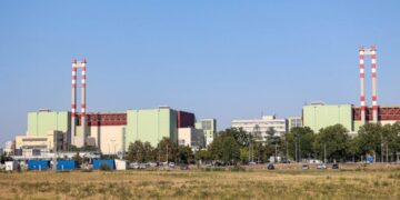 Hungary braces for a full shutdown of the Paks nuclear plant as the Danube River hits record lows