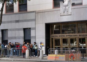 New federal rule sends hundreds of thousands of asylum cases to immigration courts