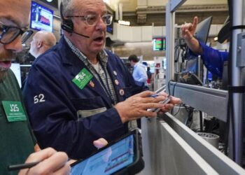 Oil prices rise, and stocks drop worldwide after Trump says ceasefire with Iran is ‘over’
