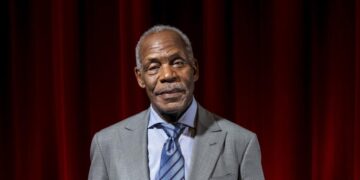Danny Glover reveals Alzheimer’s diagnosis, says family has his back