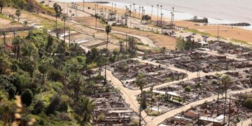 Home insurer surcharges for wildfires is legal, judge rules