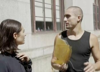 Couple charged with felonies for Empire State Building climb-turned-proposal