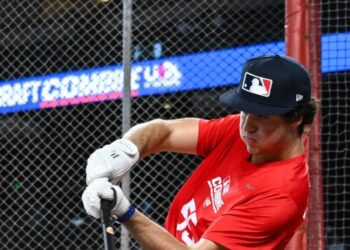 Dodgers’ top MLB draft pick Bo Lowrance eager to emulate Freddie Freeman, Corey Seager