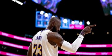 LeBron James offers no hints about his next team during podcast recording fans attended